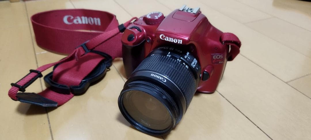 Canon EOS Kiss X50 レッド(ボディ)　レンズキット EOS キヤノン デジタル一眼 Canon Kiss X50 レンズキット レッド 中古