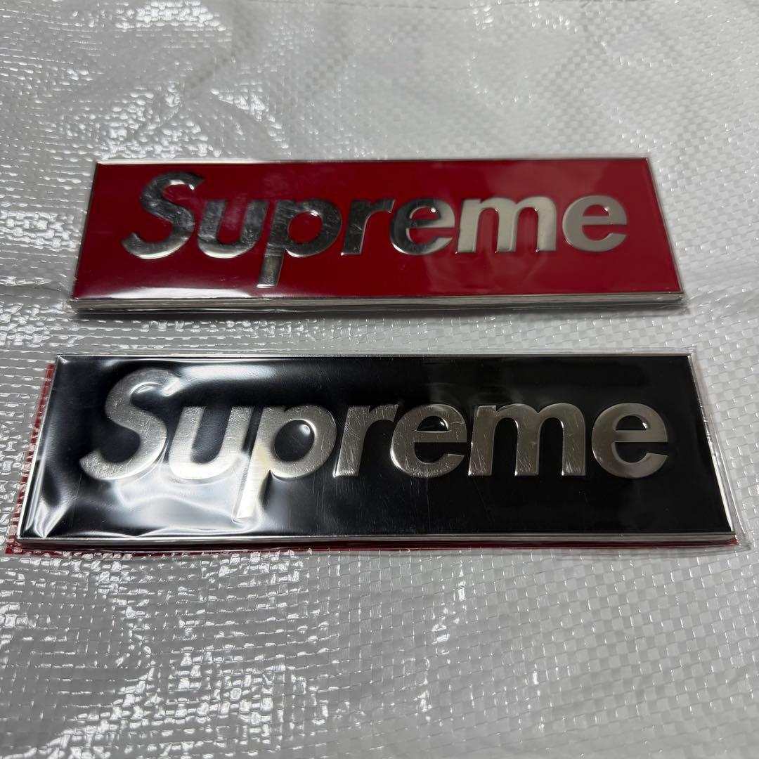 25fw Supreme Box Logo Car Emblem 2個セット - メルカリ