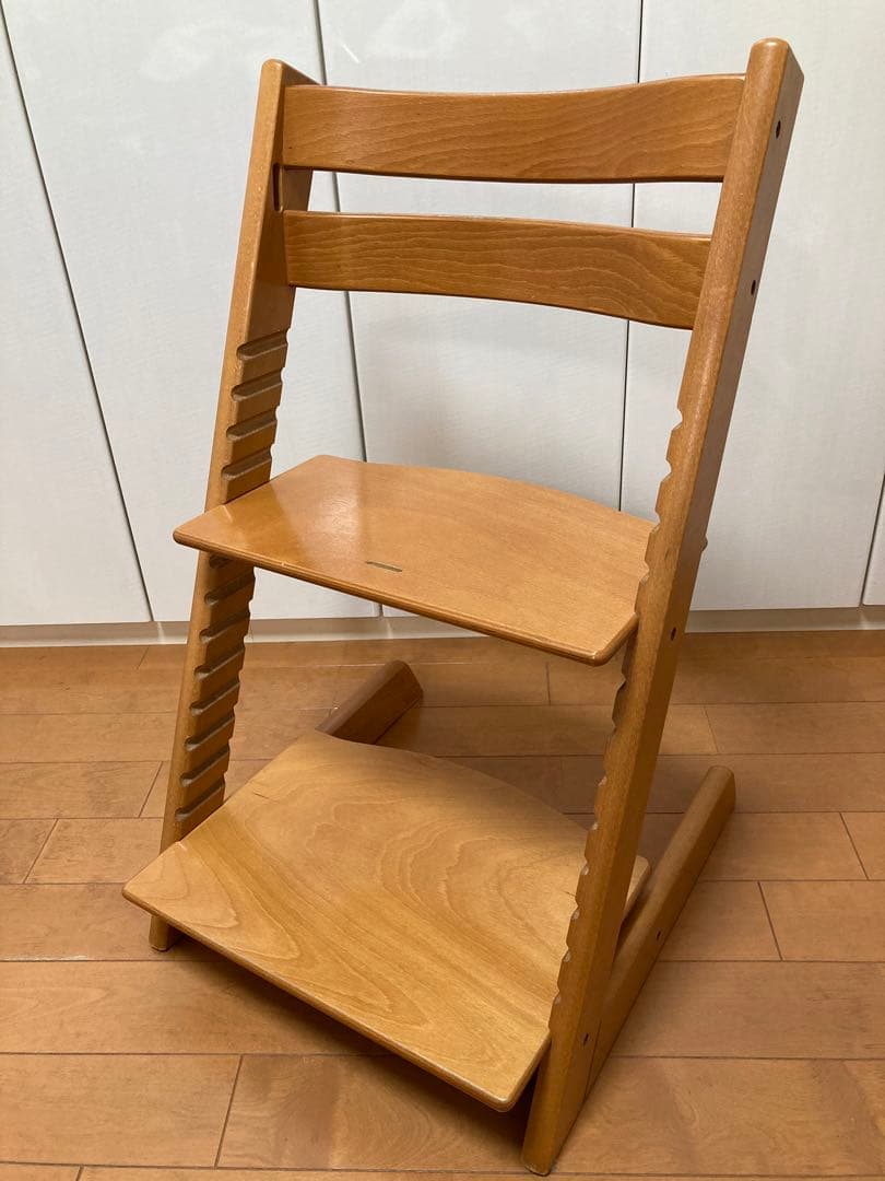 ☆良品☆ ストッケ トリップトラップ シリアルNo.3 ハイチェア 日時