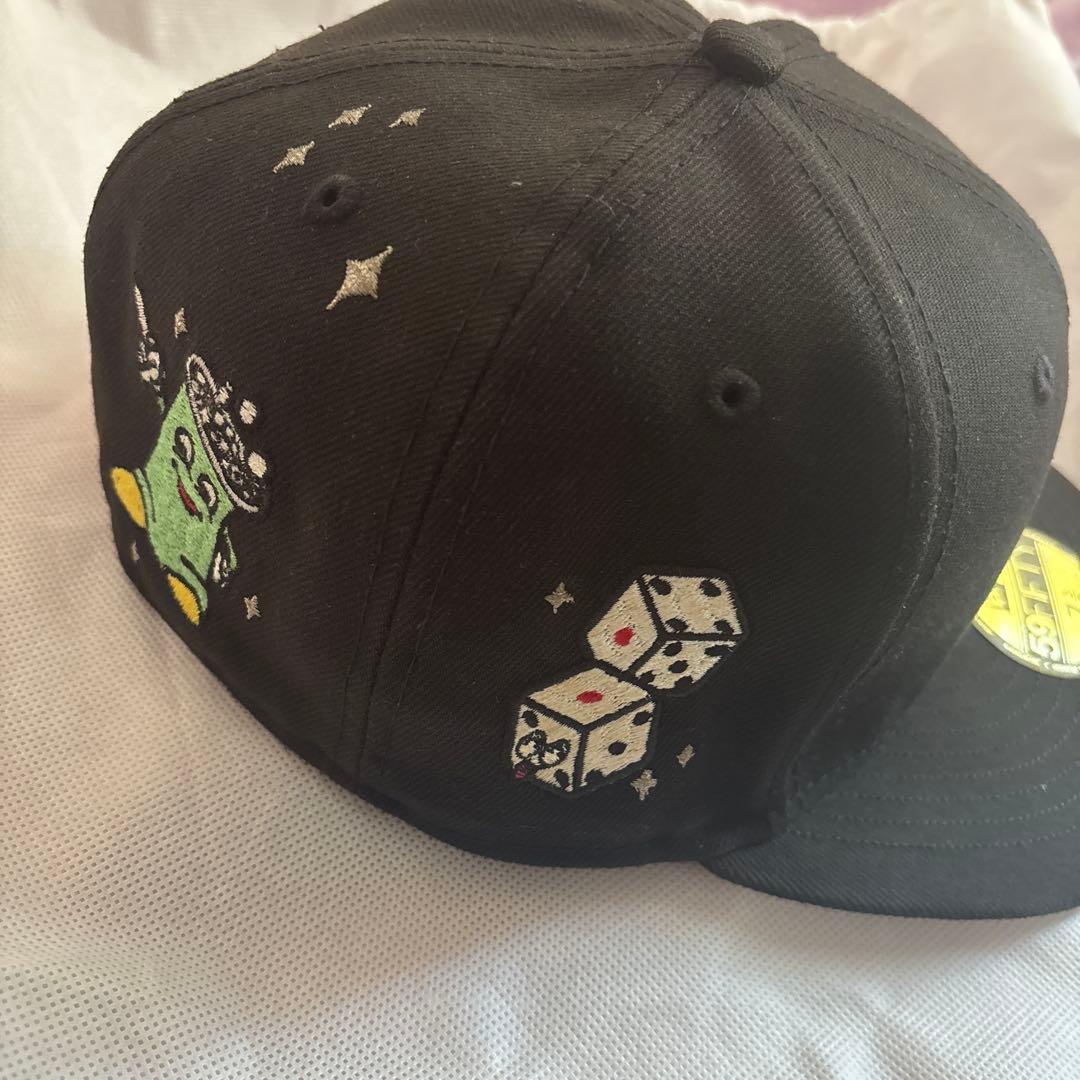 Supreme キャラクター Sロゴ ブラック キャップ ニューエラ コラボ