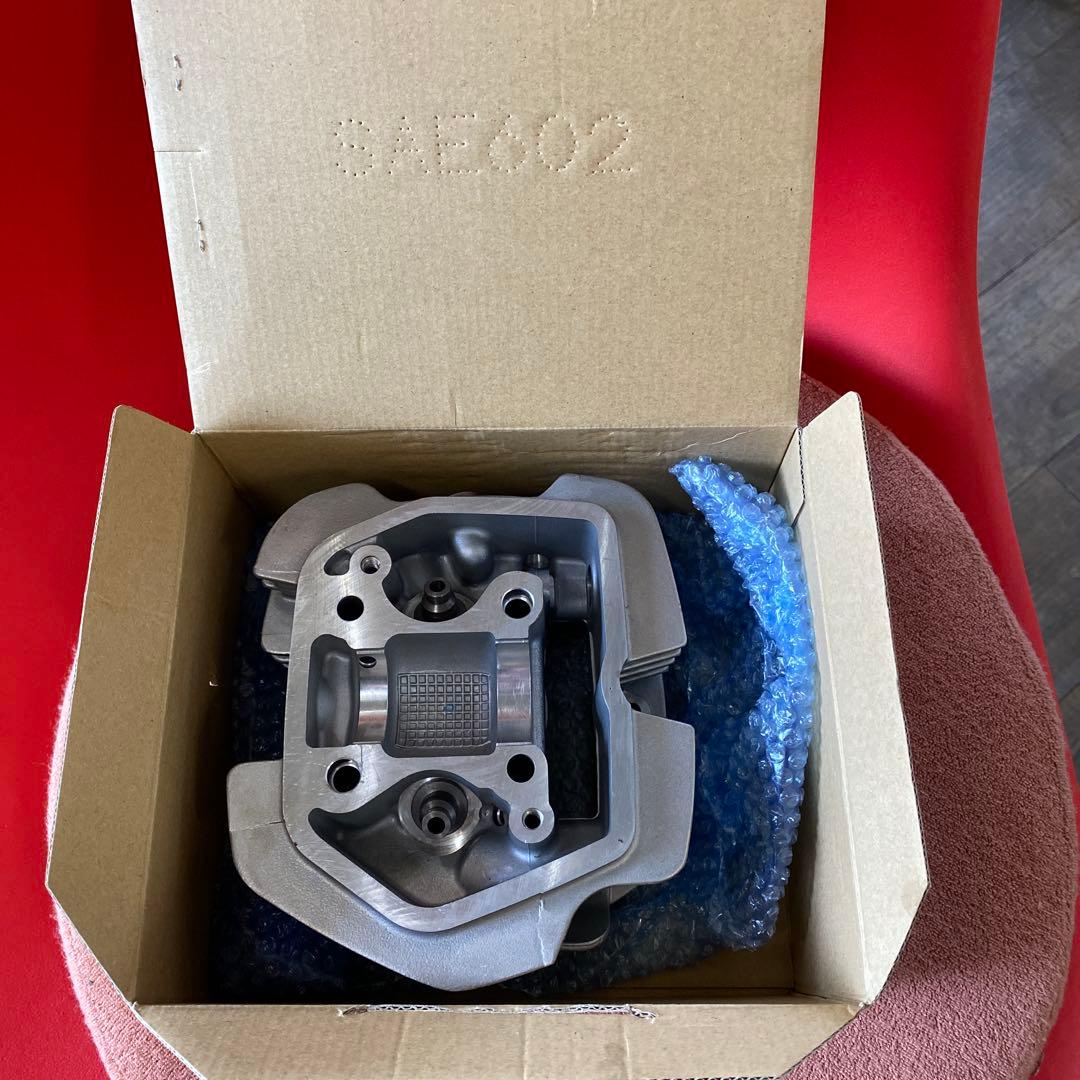 ✴︎純正部品✴︎ヘッドcomp.シリンダー12200-GEY-640 Webike | HONDA純正部品 ホンダ純正部品 ヘッドCOMP.，シリンダー