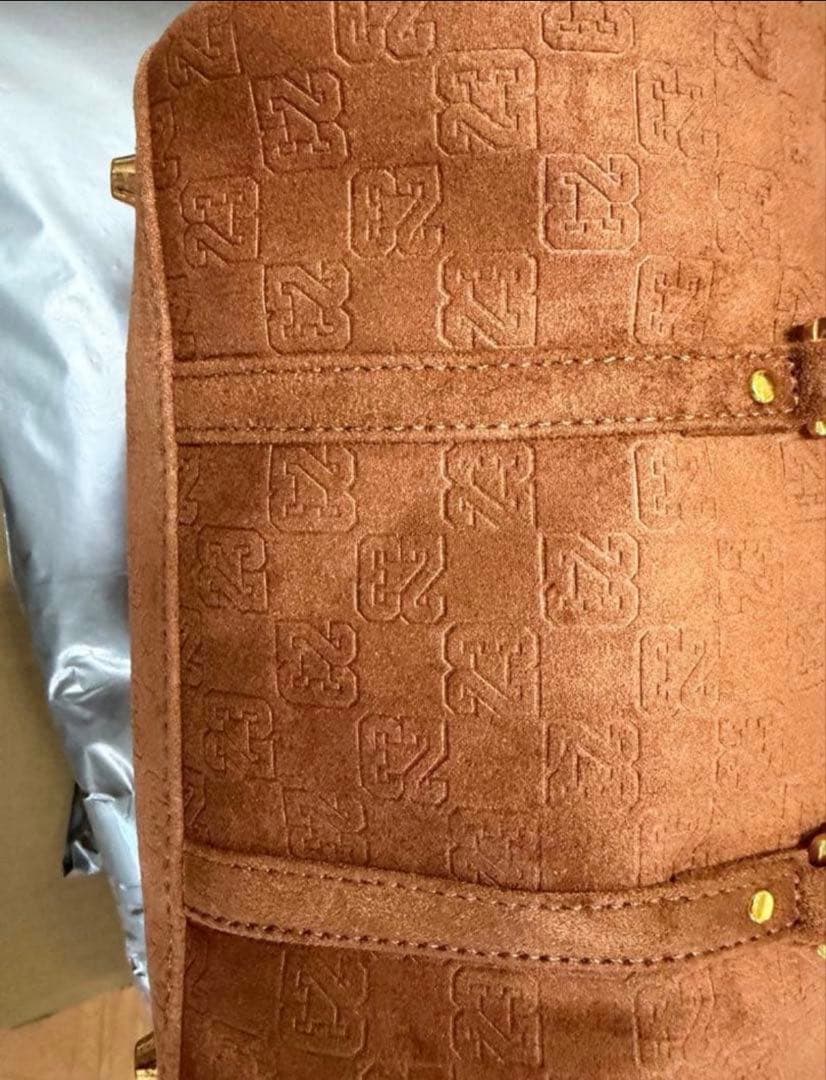 海外限定 Jordan モノグラム ボストンバッグ ライト IQ5743-299 - メルカリ