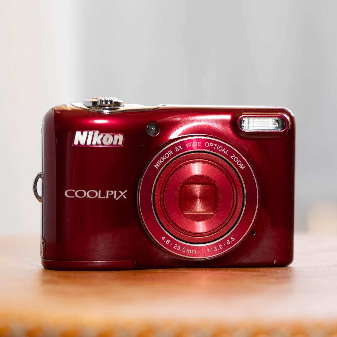 単三電池で動く！】Nikon COOLPIX L32 レッド 動作確認済 - メルカリ