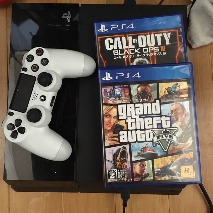プレステ4 本体  GTA5  COD Amazon.co.jp: PlayStation4 Grand Theft Auto V Pack : ゲーム