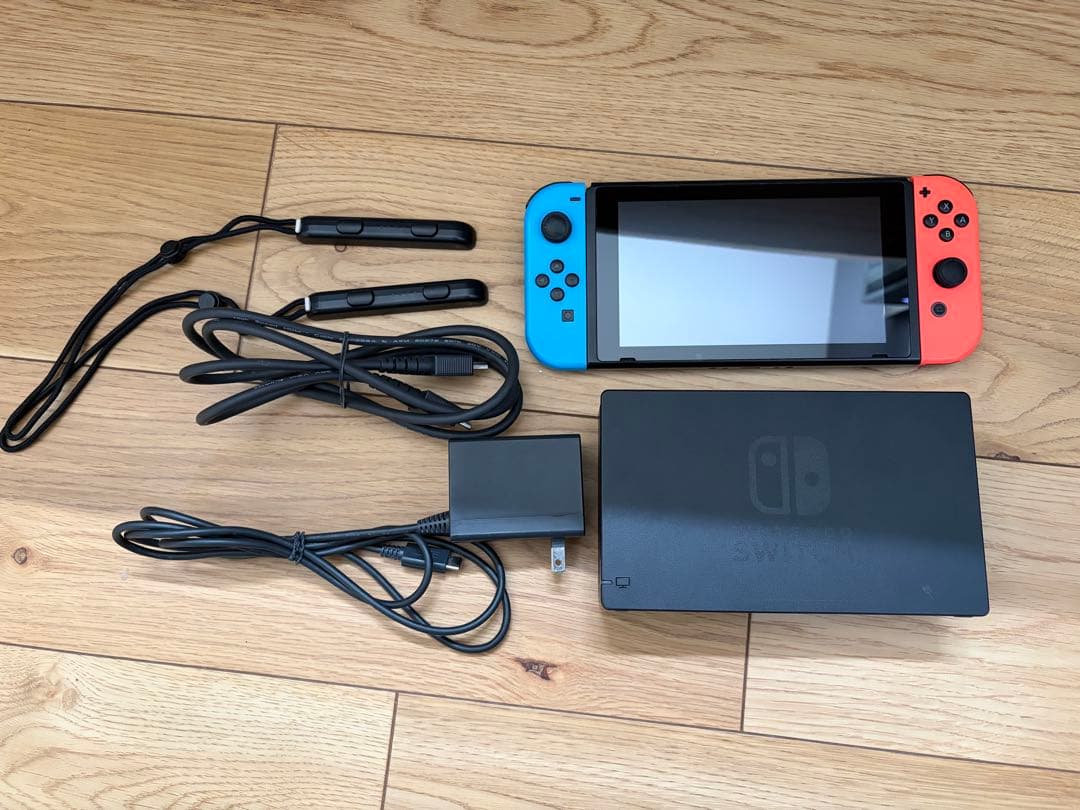 Nintendo Switch 青/赤 本体 おまけあり Nintendo Switch HAD-S-KABAH Joy-Con(L) ネオンブルー/(R) ネオン