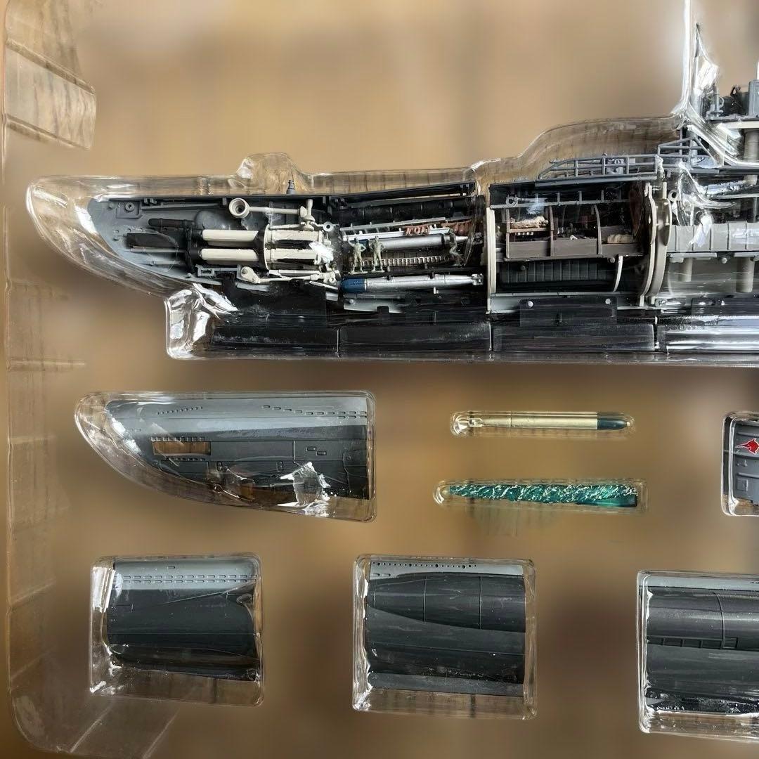 タルガ製1/144鋼密度模型UボートU-96内部構造再現模型 - メルカリ