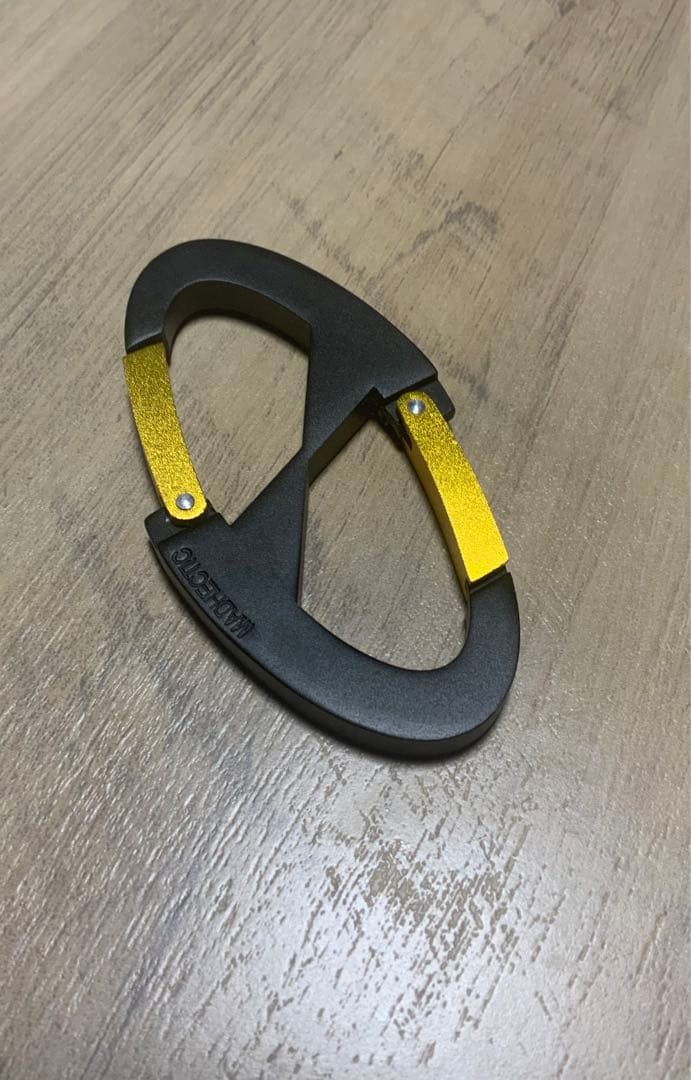 HECTIC カラビナ ブラックx ゴールド - メルカリ