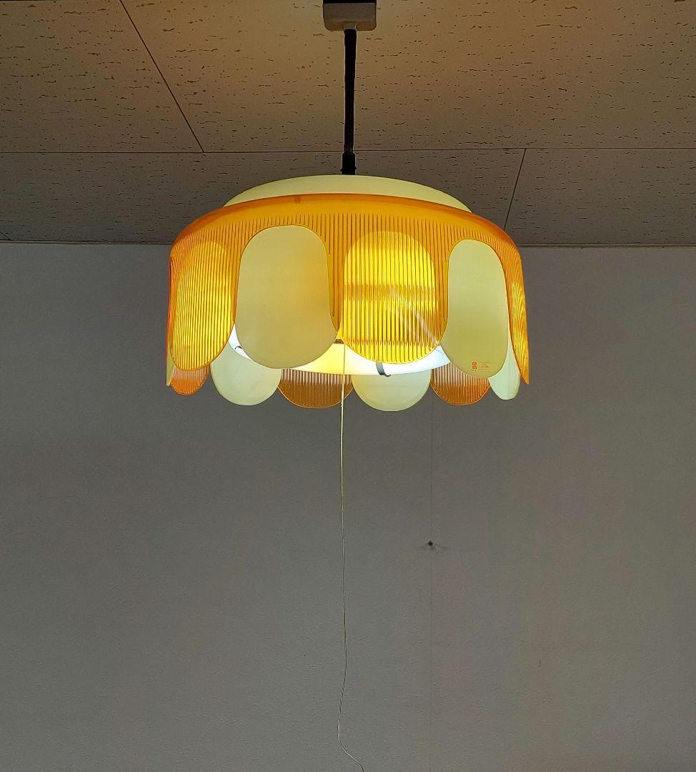 昭和レトロ 花形 オレンジ ペンダントライト 天井照明 蛍光灯
