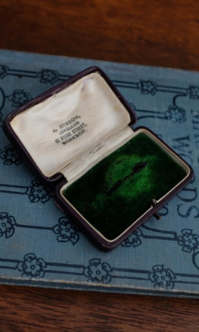 イギリスアンティークブローチケース＊英国アンティークボックス