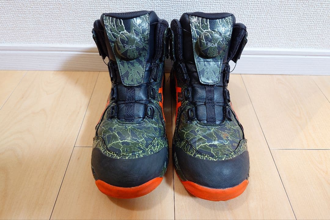 【中古美品】アシックス安全靴　限定CP304 マグマ 26.5cm