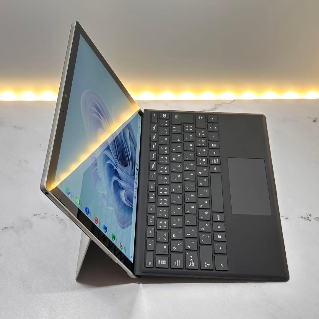 【化粧箱付属】Surface Pro7 Corei5/8/256