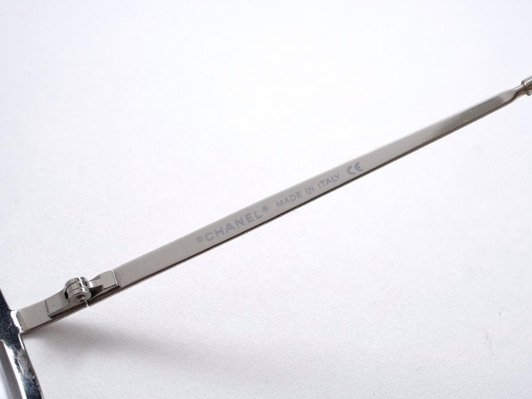 訳あり シャネル 4031 宇多田ヒカルモデル レンズ割れあり 702 - メルカリ