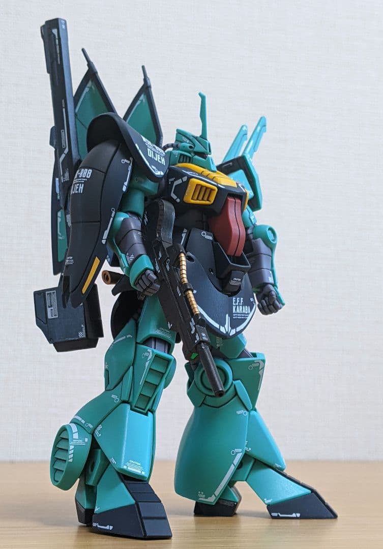 人は同じ過ちを繰り返す。まったく…」ガンプラ完成品 1/144 HG