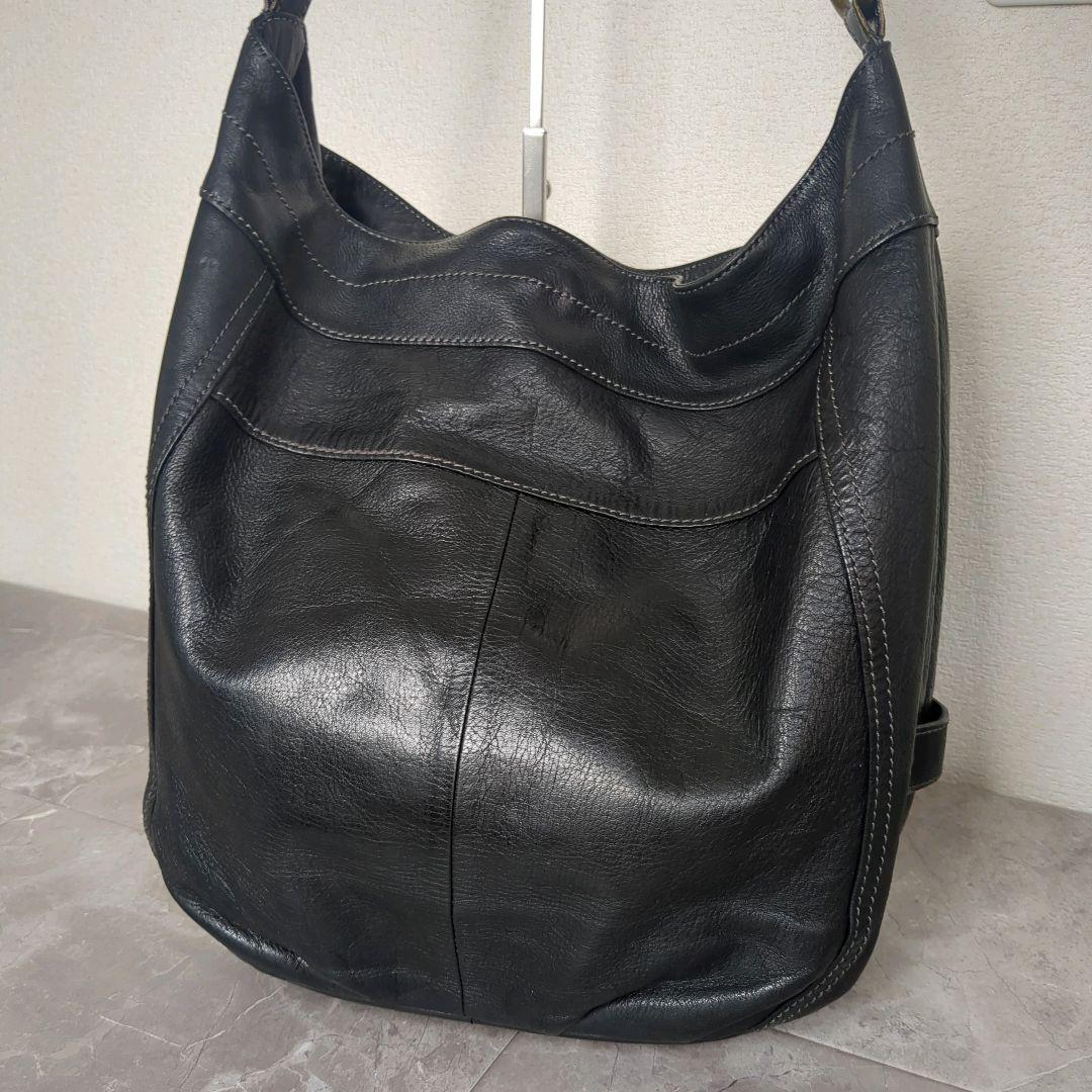 バーバリーブルーレーベル ワンショルダーバッグ シボ革 黒 金ロゴ A4