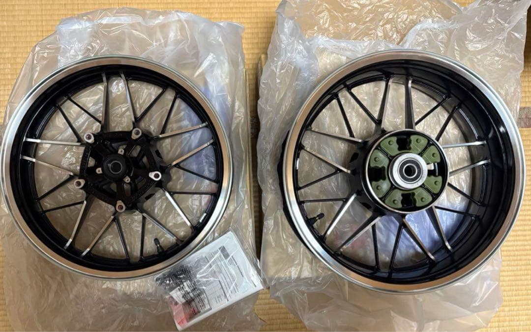 Z900RS Yellow Ball 純正ホイール　前後セット Z900RS Yellow Ball 純正ホイール 前後セット - メルカリ