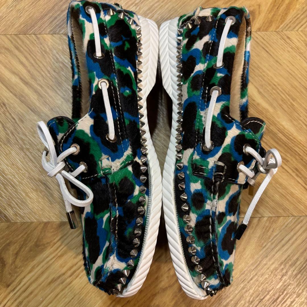 美品】クリスチャンルブタン ヒョウ柄 ハラコ ローファー 約24cm 赤