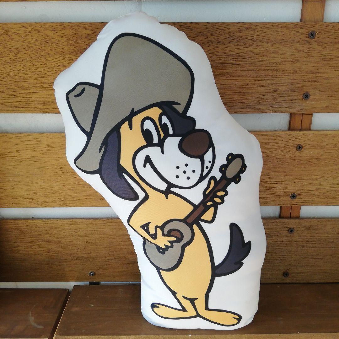 平井大 タフィークッション+ステッカーおまけ付き - メルカリ