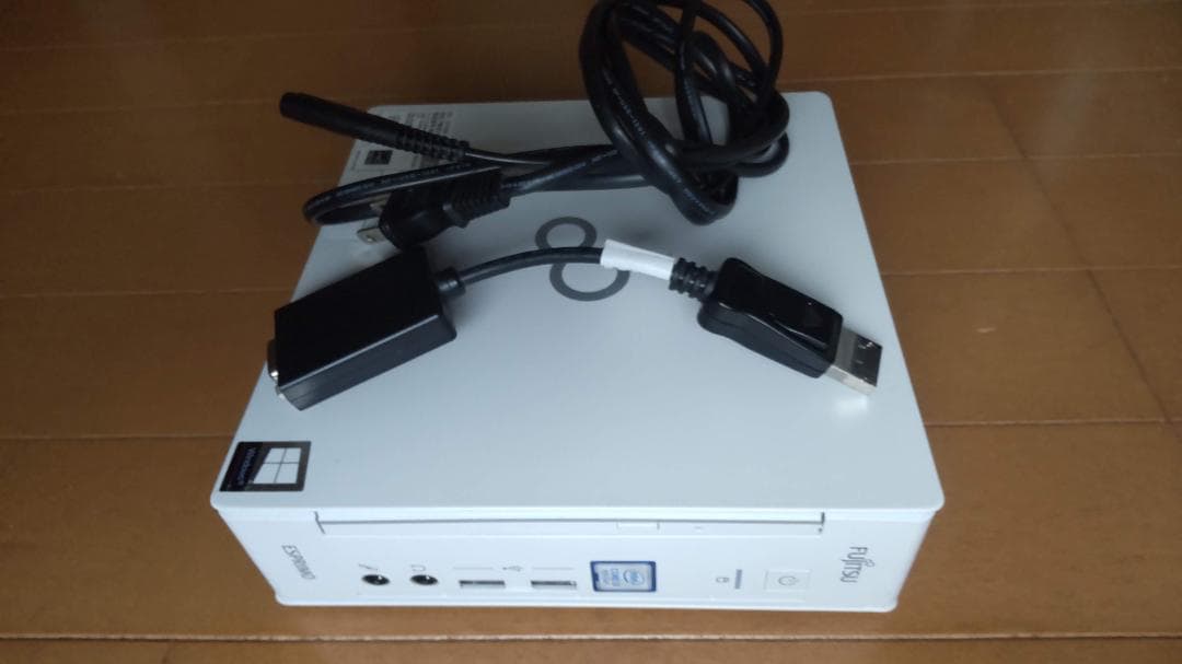 ESPRIMO Q558/V Windows11 SSD Office2016 - メルカリ