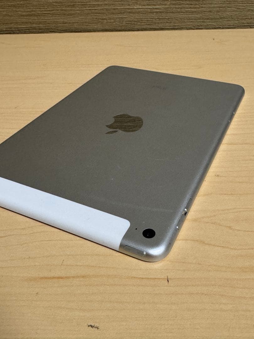 Apple iPad mini4シルバー 64GB本体 - メルカリ