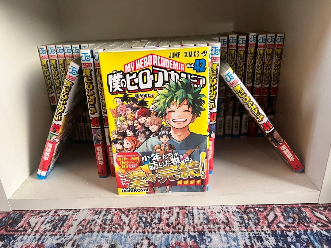 僕のヒーローアカデミア 全巻セット 1-42巻 Amazon.co.jp: 僕のヒーローアカデミア 全巻 1-42巻 完結セット : おもちゃ