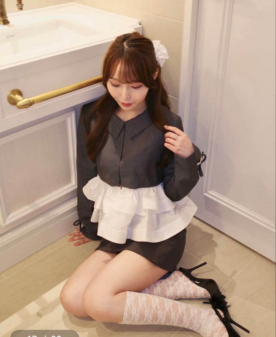 ROUGE peplum frill jacketグレー peplum frill jacket – ROUGE by POMME d'amour