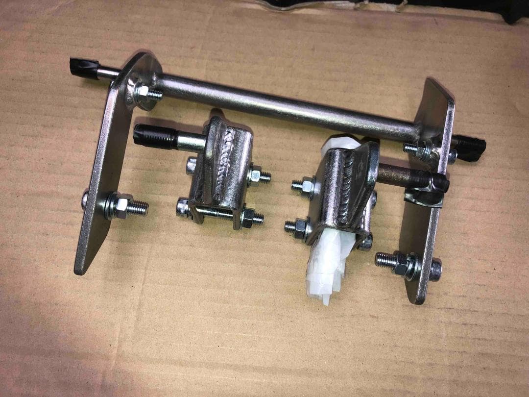 新品 エイプ50 100 ツインサスアダプター 塗装込み KBC製 Wサス