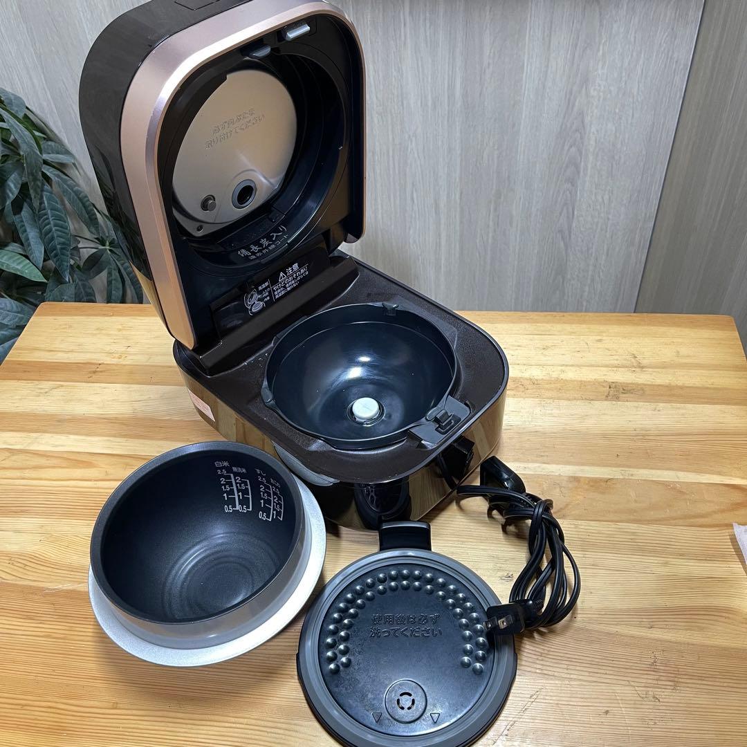 ！比較的美品！2018年　ZOJIRUSHI IH炊飯器　2.5合　0.45L