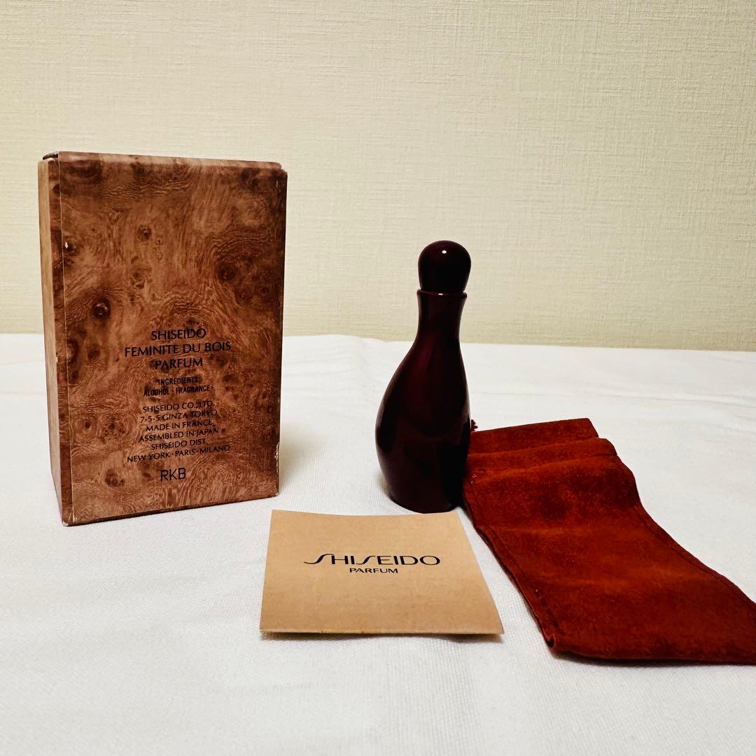 希少　新品　資生堂 フェミニテ ド ボア パルファム 香水　7.5ml