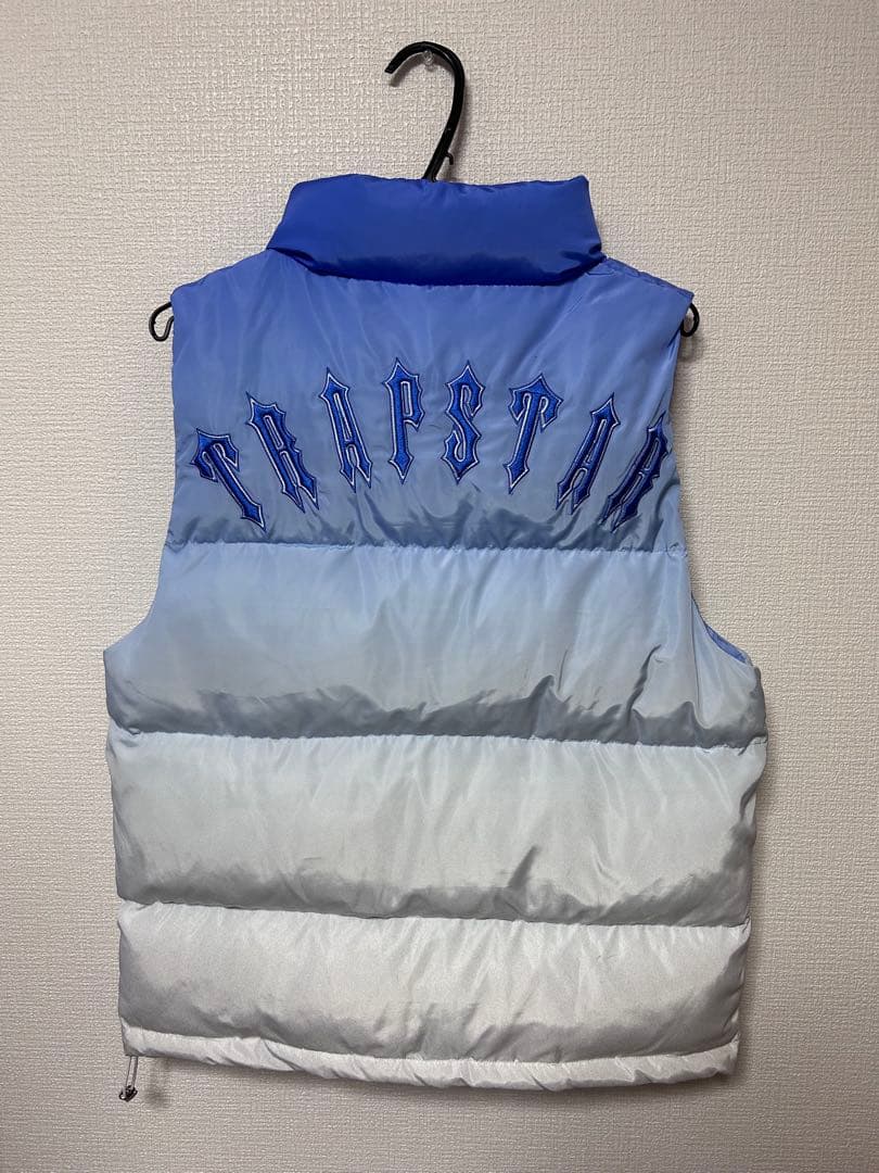 ビッチアムだぁーだぁ様専用 TRAPSTAR グラデーションベスト - メルカリ