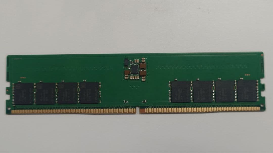 SK Hynix 16GB DDR5-5600 メモリ UDIMM 1枚 美品 - メルカリ