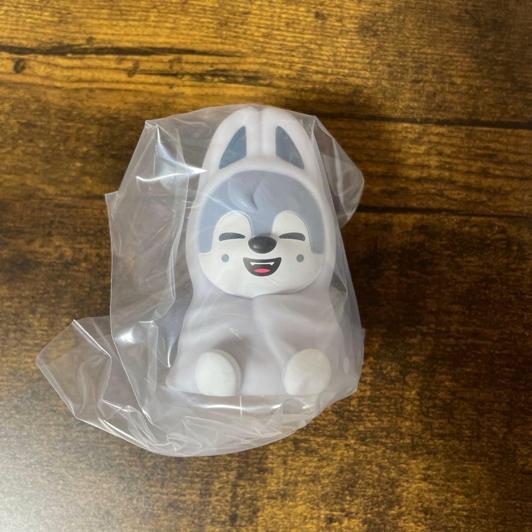 Stray Kids ガチャ ライトマスコット ウルフチャン バンチャン - メルカリ