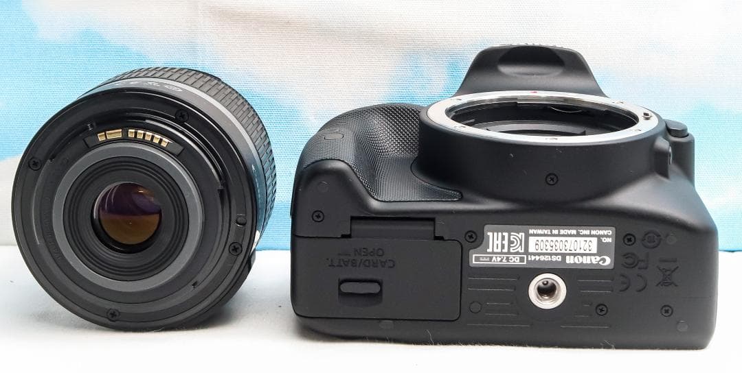 美品⭐️Canon kiss x7⭐️超小型一眼レフ⭐️スマホ転送♪⭐️一眼