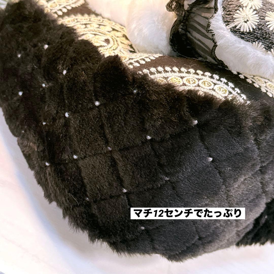 こ*ろ様 コヤンイサムチョン♡新作インド刺繍×パールファーbigルミ