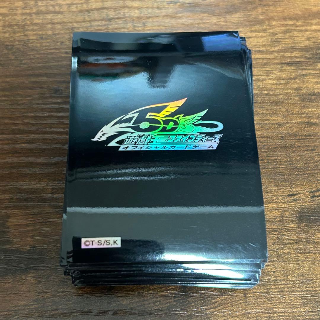 遊戯王 5D's ロゴ スリーブ 黒 ブラック 69枚 - メルカリ