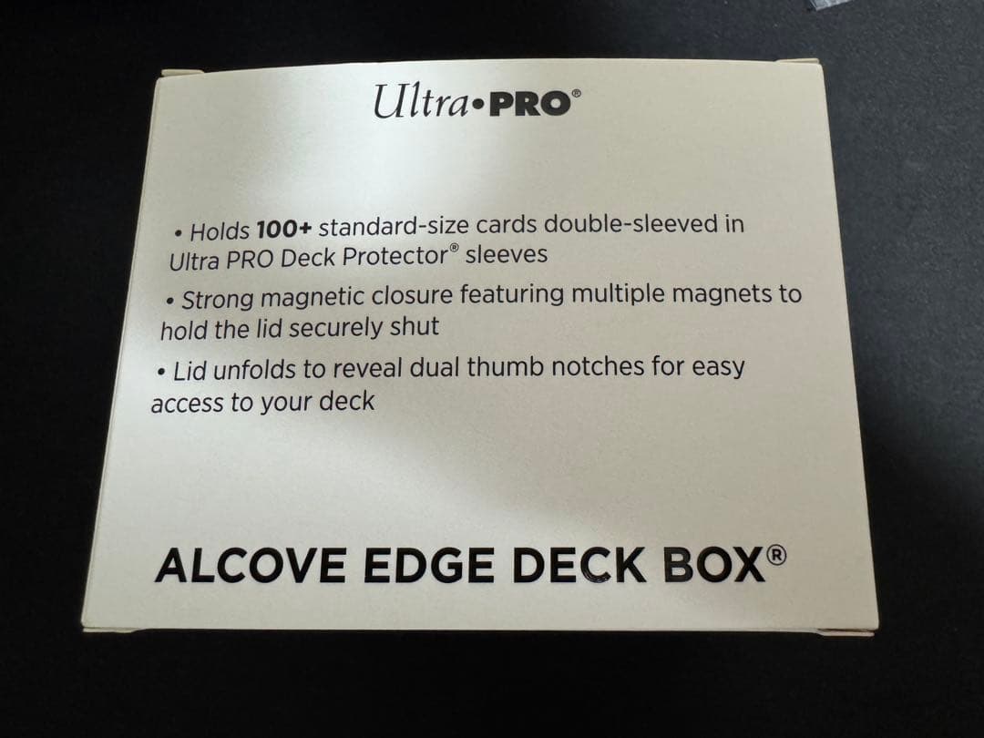 MTG ウルトラプロ/FF《クラウド：星の守護者》デッキボックス