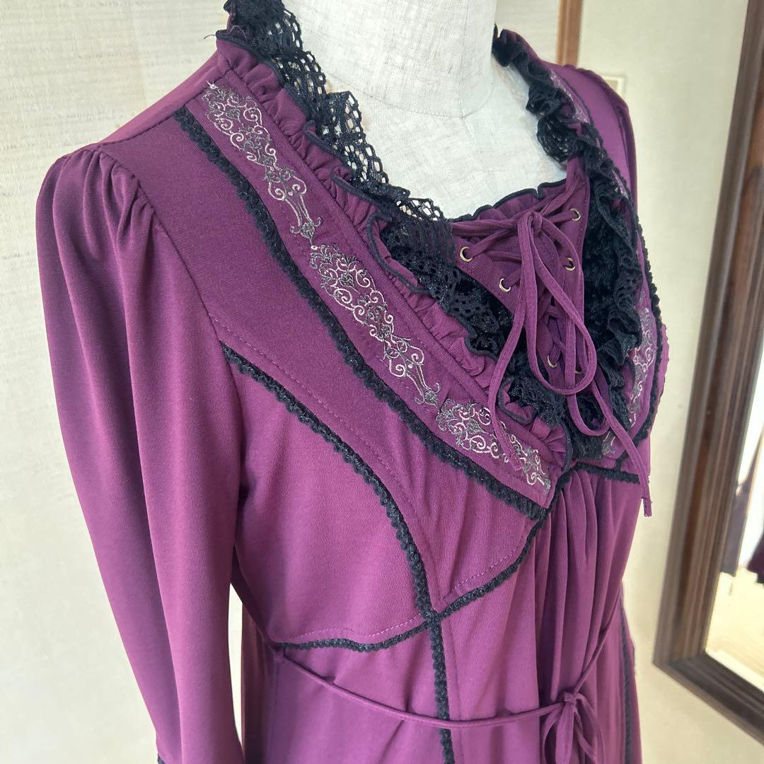 OZZ ONESTE パープル レースアップひざ丈ワンピース［商品番号3