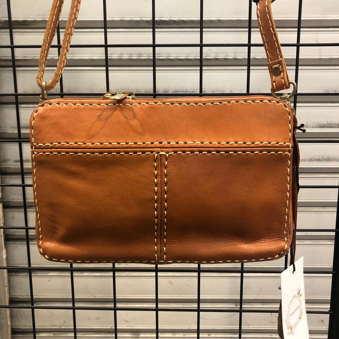 ズッケロフィラート『新品未使用！』【牛革】《本革》『男女兼用』お財布ショルダー