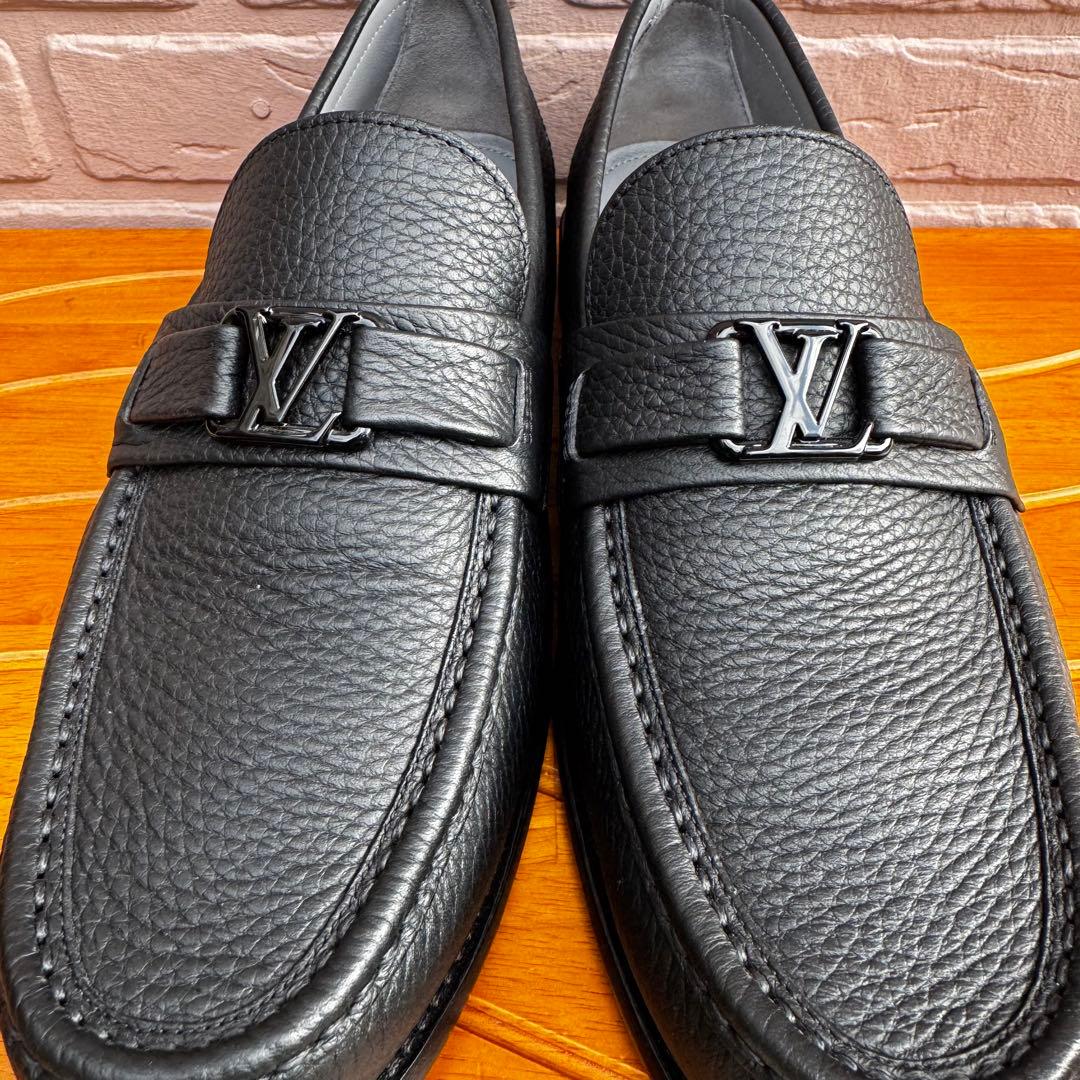 極美品】ルイヴィトン 24年製 メジャーライン シボ革 レザーローファー