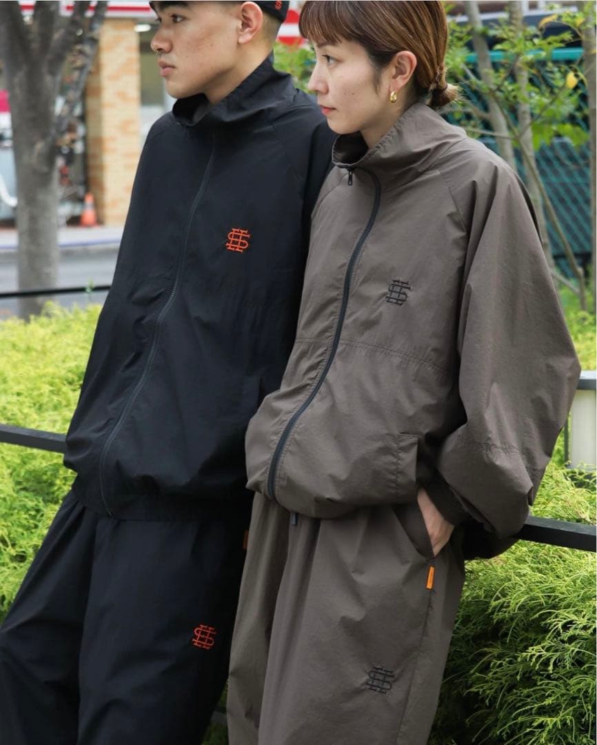 see see ナイロンセットアップ