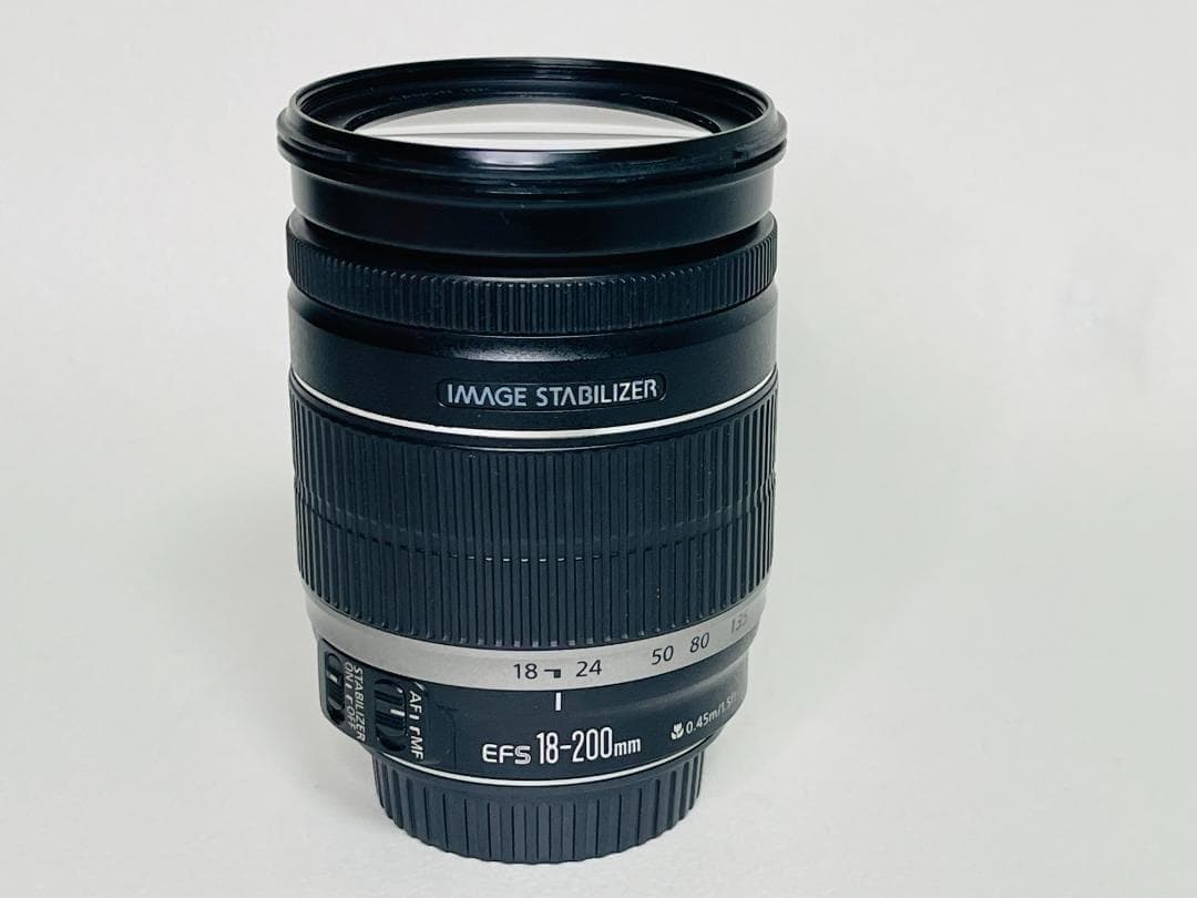 美品☘️Canon EF-S 18-200mm F3.5-5.6 IS キヤノン
