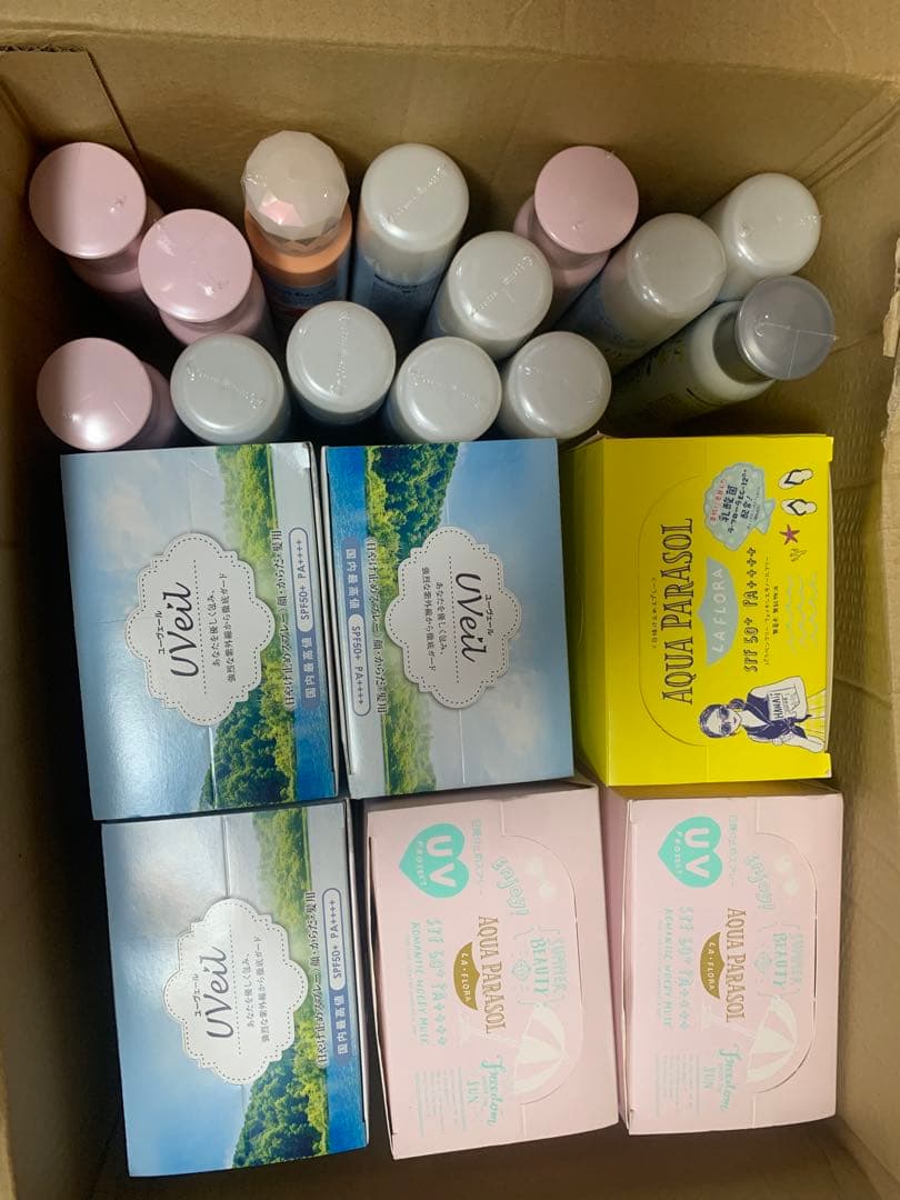 お盆値下げ　日焼け止めスプレー 複数本セット 13635sb_smm.jpg?fitin=720:720