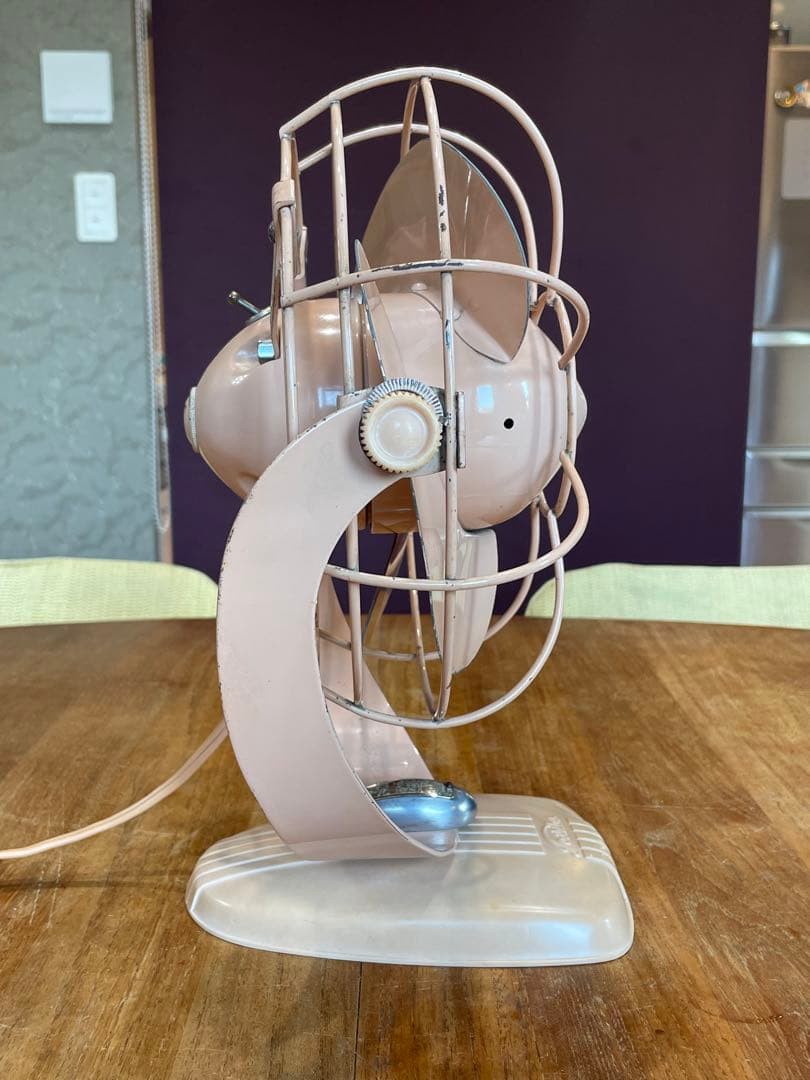 Toshibaレトロ扇風機陽に向かう燕・向日葵のイメージデザインecoで涼しく