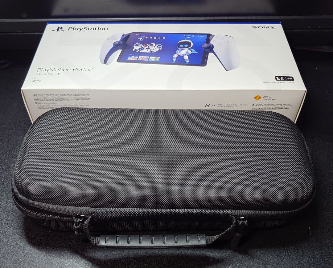 PlayStation Portal　ホワイト ケース付き Amazon.com: JOYTORN Full Protective Case Cover Compatible with