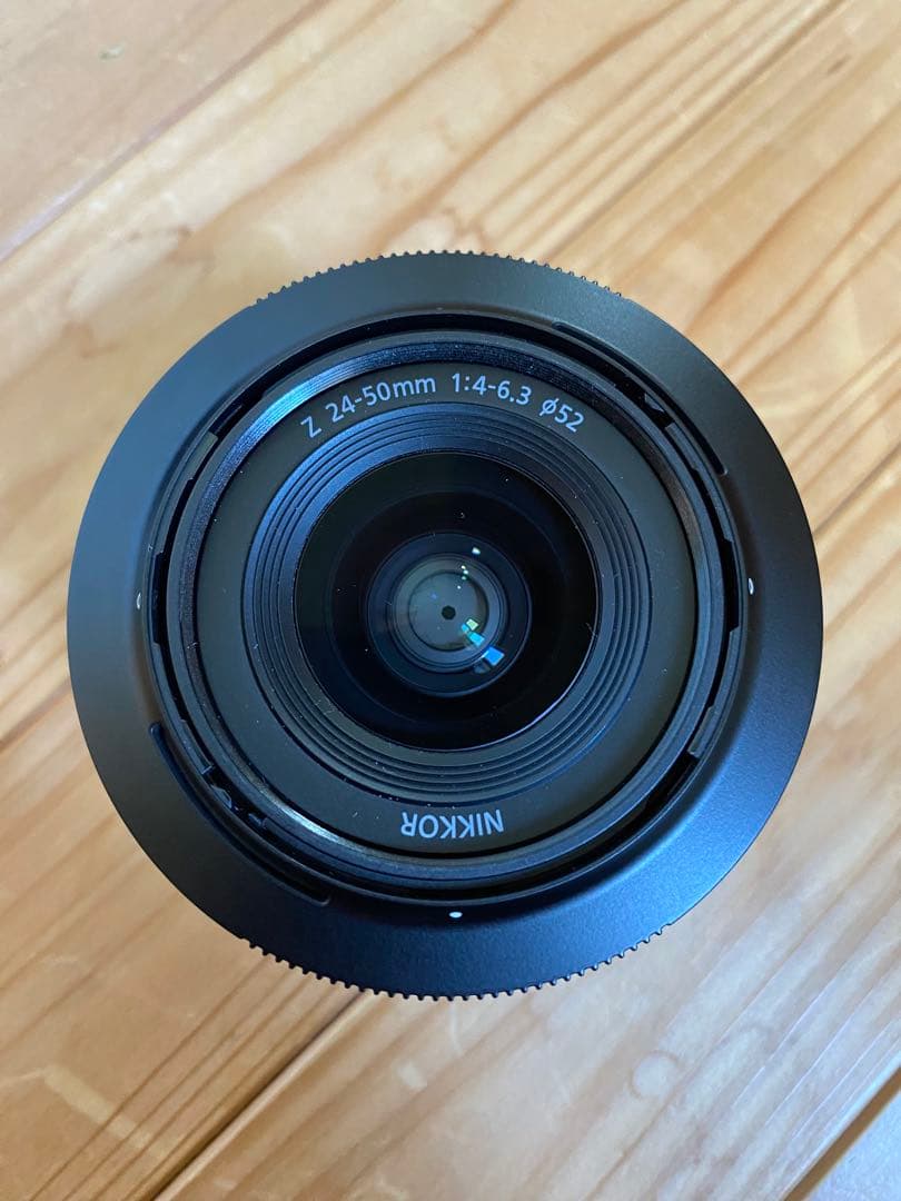 NIKKOR Z 24-50mm f/4-6.3 ズームレンズ　+レンズフード
