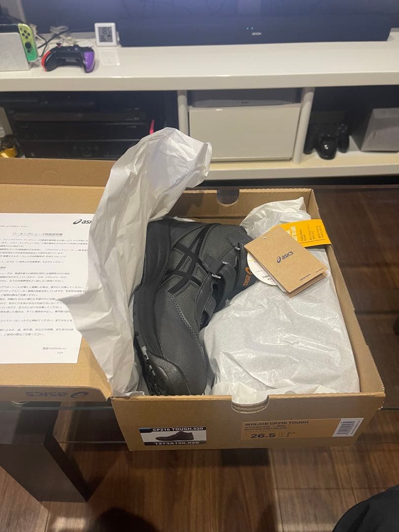 限定色　asics WINJOB CP216 TOUGH 26.0cm