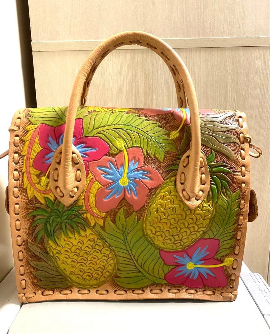 グレースコンチネンタル カービングトライブス マエストラSトロピカル