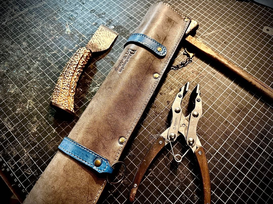 年末SALE！Pvt.Workshop 極 CL 本革デッキケース プレマ - メルカリ