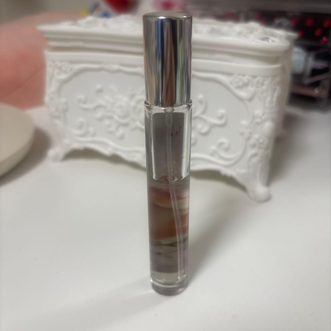 Aiam 香水 チャプター8 8mL 箱·ショッパー付き - メルカリ