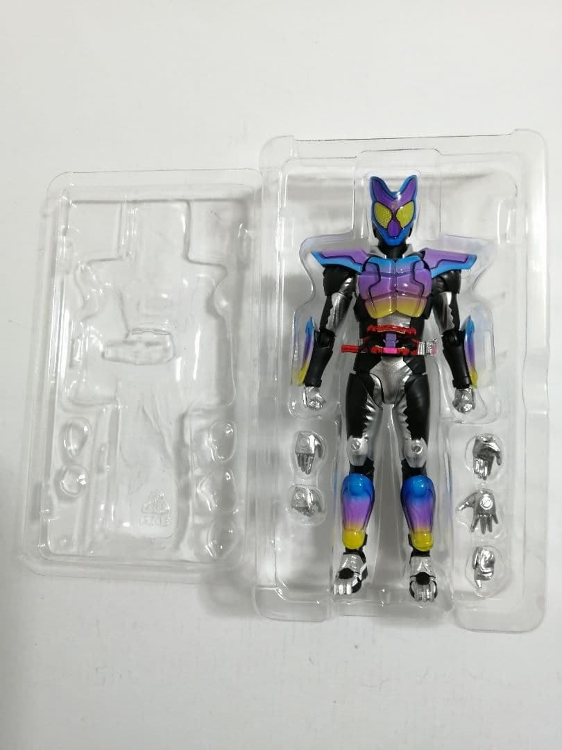 S.H.Figuarts 仮面ライダーガヴ　ポッピングミ　ケーキング