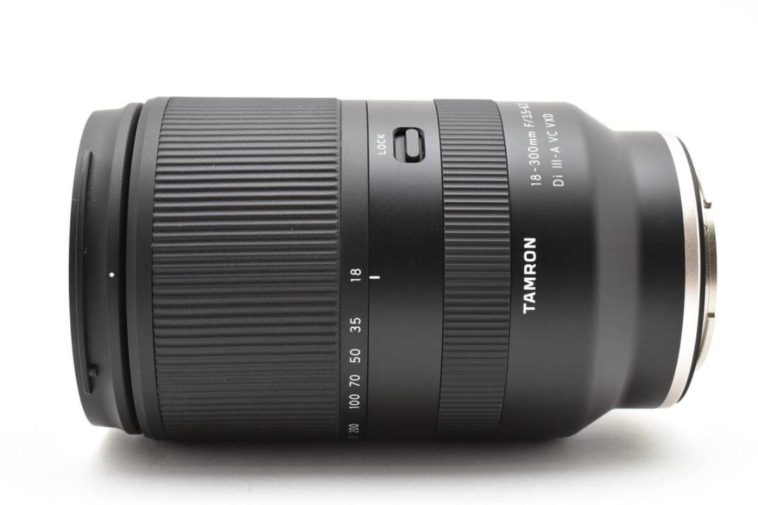 TAMRON 18-300mm F3.5-6.3 VC VXD ソニー E